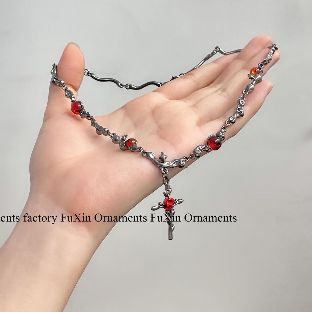 Милое и крутое красное цветочное ожерелье на ключицу - серия модных дизайнов