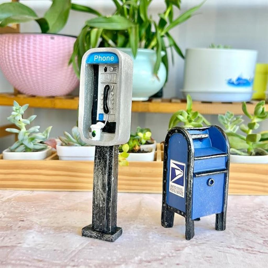 Miniature American Payphone In 1:12 Scale, Mini Vintage Style Phone Booth Mailbox Model Decoration Collection Scene Building Mini Dollhouse Furniture