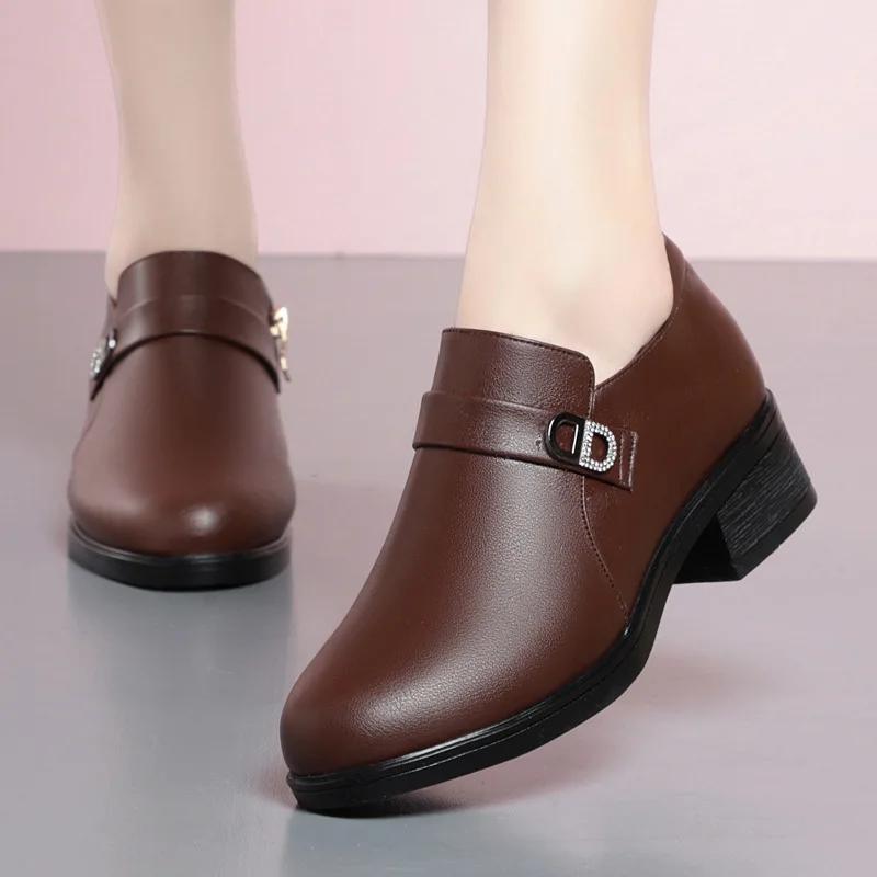 Fashion Spring Deep Mouth Block Heels Women Shoes Comfort Fashion Breathable Round Toe Soft Leather Soft Sole Office Black Shoes