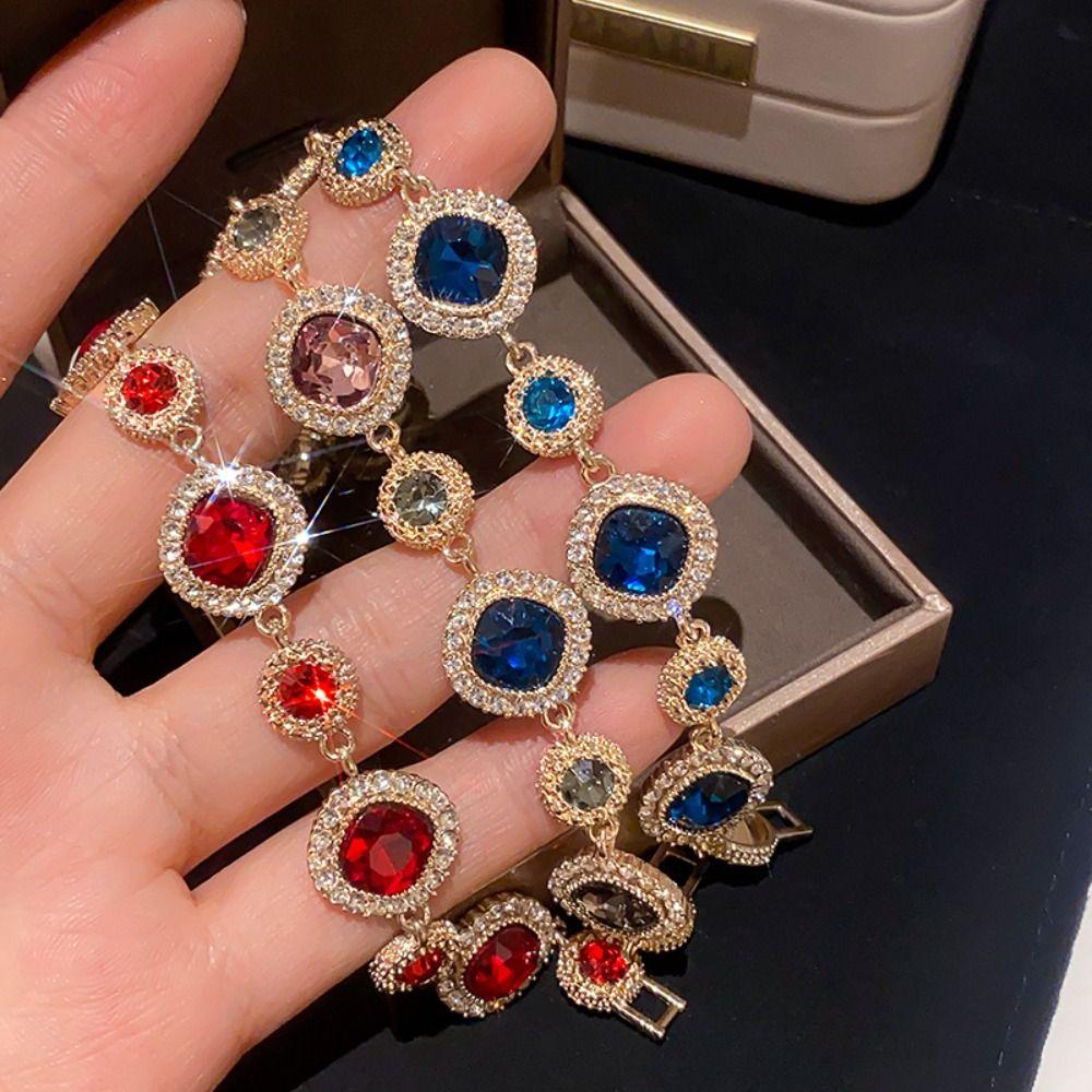 Gold Zircon Bracelet Shiny Geometric Bangle Luxury Vintage Rhinestone Bracelet Lady