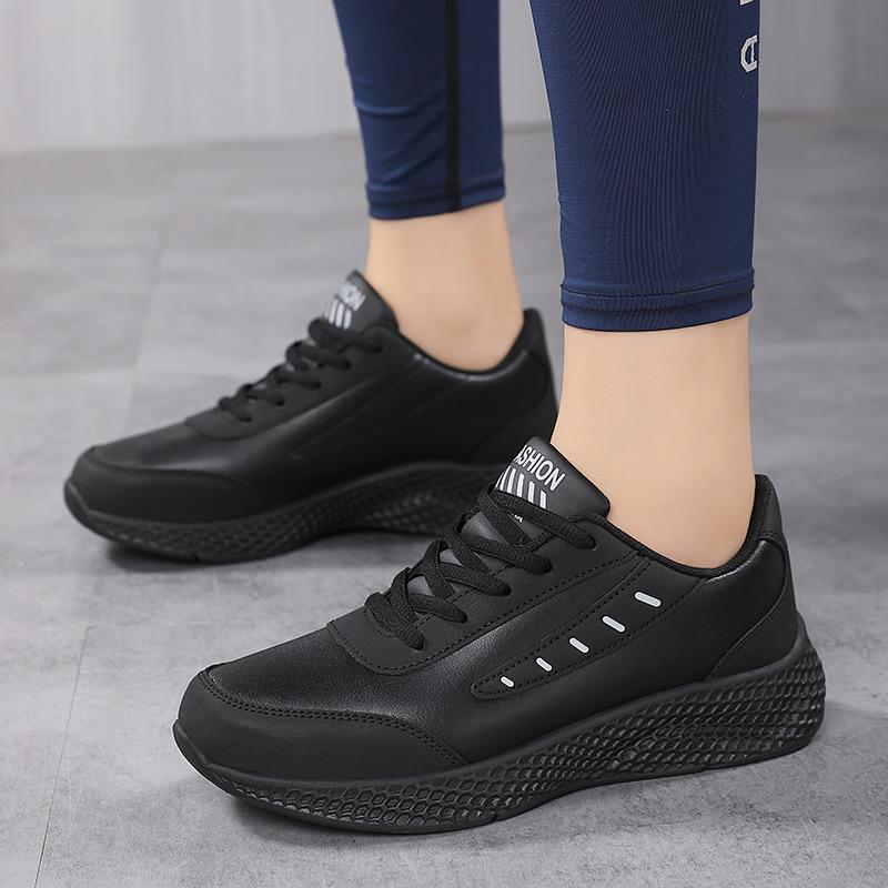 Women's Leather Sneakers Lightweight Casual Sneakers Lace Up Flats Comfortable Black Running Shoes Anti-slip Outdoor Sports