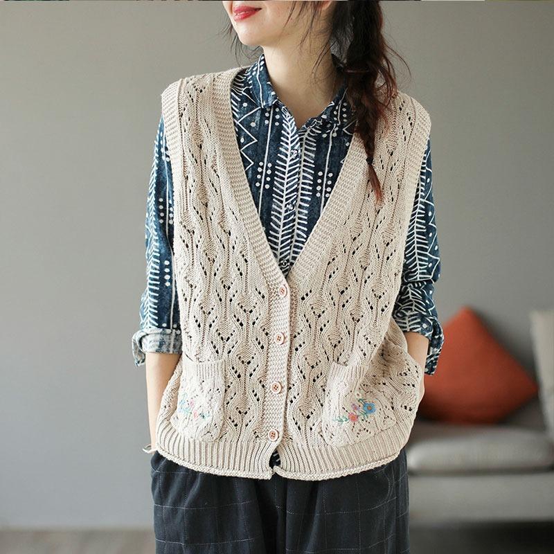 Sweater Vest Women's Retro Loose Knit Vest Short Style Solid Color Embroidery Pocket Hollowed Out Sleeveless Cardigan Vest