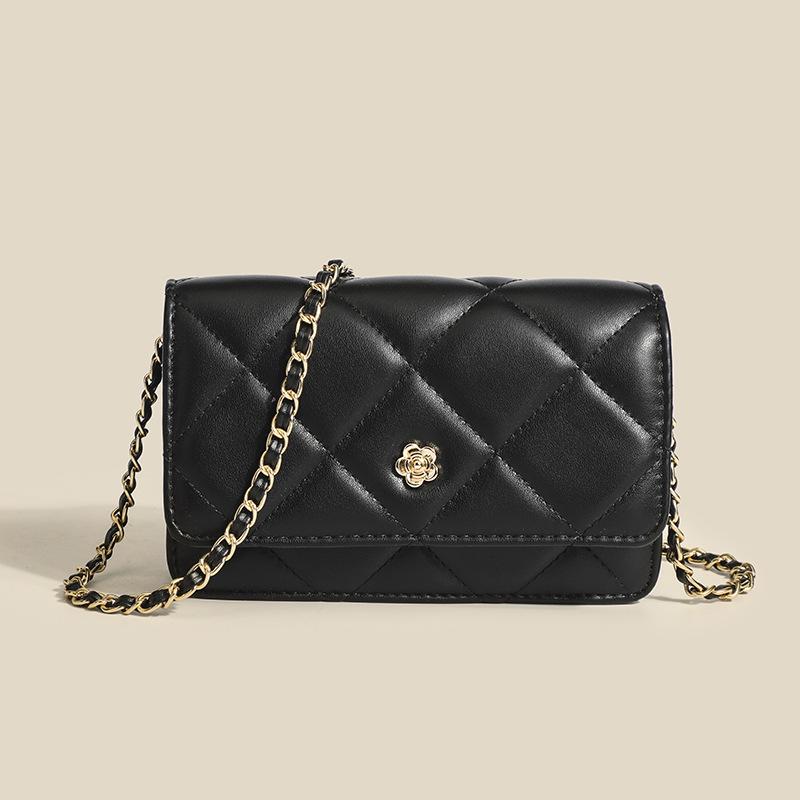 2023 კლასიკური Camellia Diamond Chain Messenger: მრავალმხრივი ერთი მხრის მაღალი დონის დახვეწილი პატარა კვადრატული ჩანთა