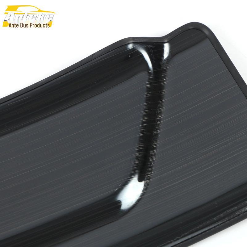 Hongqi H9 Stainless Steel Threshold Trim & Welcome Pedal Decal