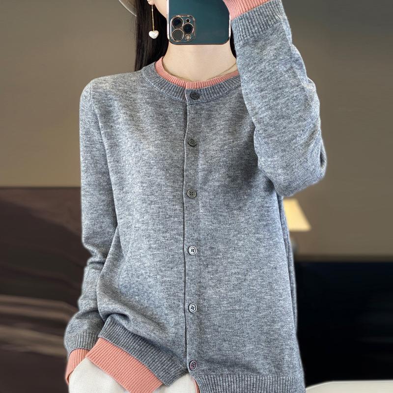 Spring and Autumn Ladies Casual Round Neck Knitted Cardigan