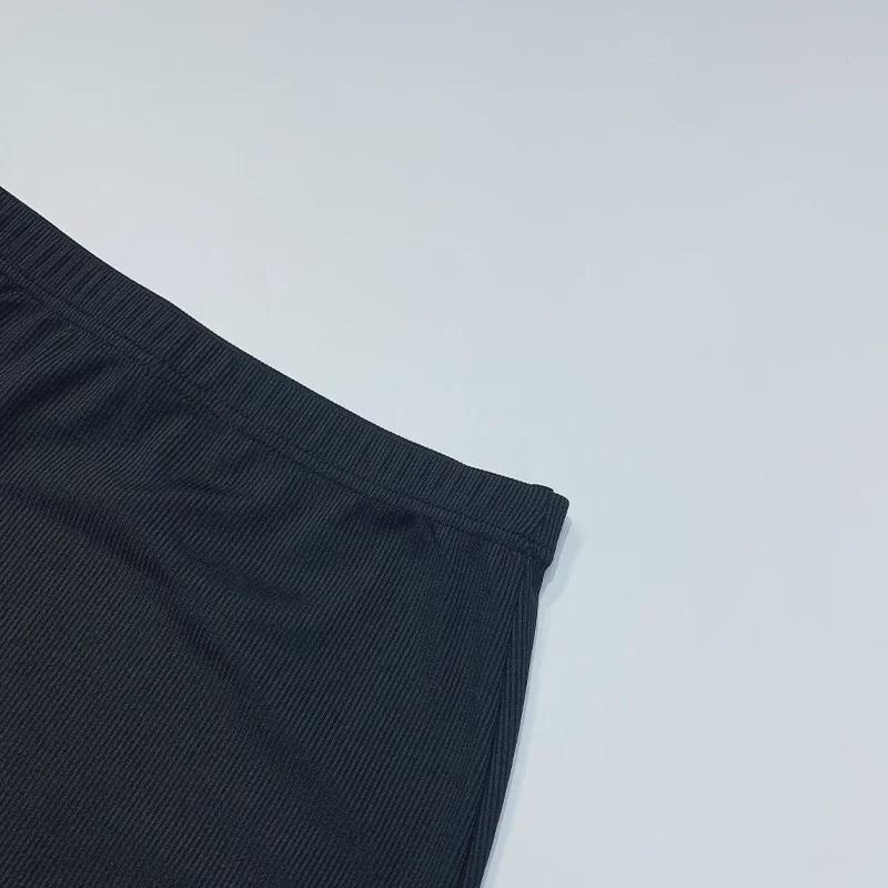 Женский однотонный трикотажный комплект из двух предметов осень/зима 2023 г.: Топ с круглым вырезом и юбка с длинными рукавами и разрезом