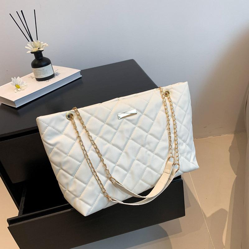 Сумка женская 2024 осень большая вместимость повседневная сумка ромб универсальная текстура простая портативная сумка на одно плечо косой пролет сумка-тоут