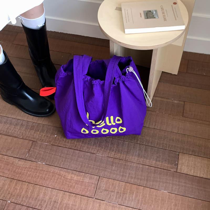 2025 лето новый зарубежный стиль простая текстура большая вместимость сумка-тоут модный тренд повседневная женская сумка через плечо