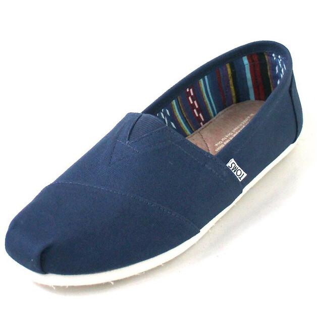 Слипоны TOMS Shoes Classics Canvas