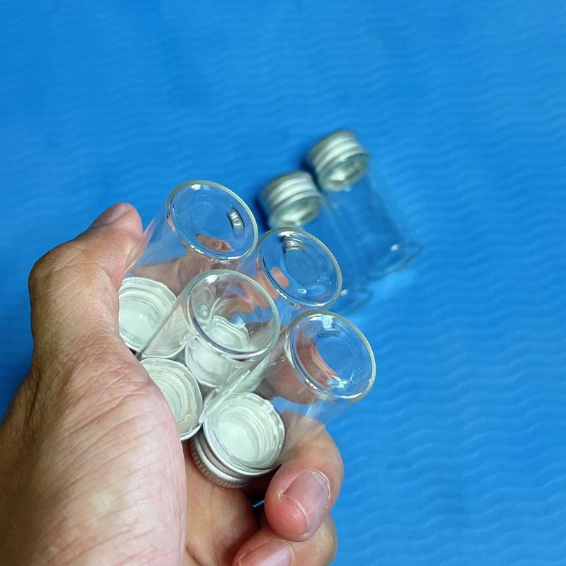 100 PCS 13*22*50mm 10ml small Glass Bottle Glass jars With Silver Screw cap Test Tube storage Vials DIY DECORATIVE Bottles
