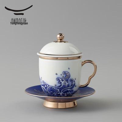 Керамическая чайная чашка с крышкой и ситечком «Жемчужина моря»