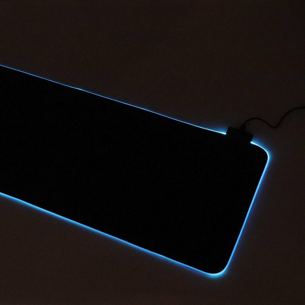 Коврик для игровой мыши с большим RGB цветным светодиодным освещением 800 * 300 мм для портативных ПК