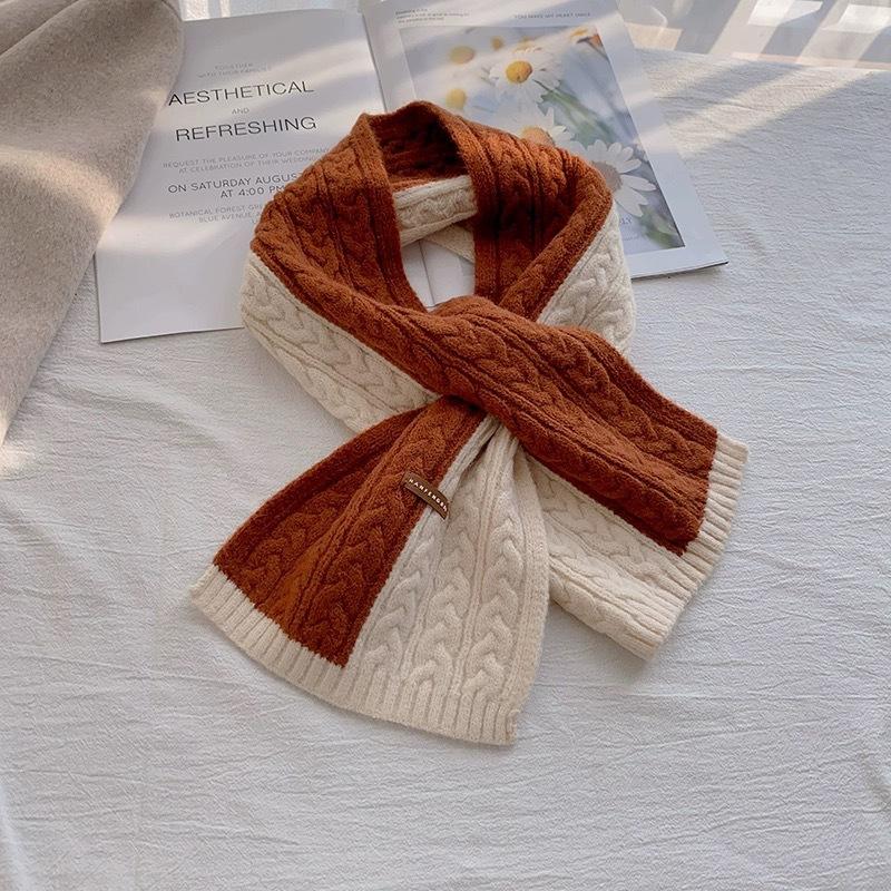 Interspersed Knitted Winter Two Color Small Scarf for Women with Lightweight Woolen Twist Scarf Short Cross Student Scarf