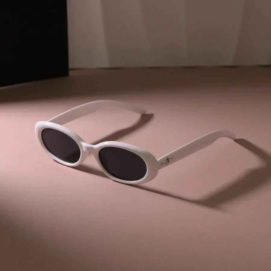 Повседневные овальные солнцезащитные очки с маленькой оправой для женщин и мужчин, солнцезащитные очки, женские зеркальные цветные, дизайнерский бренд, модные роскошные очки