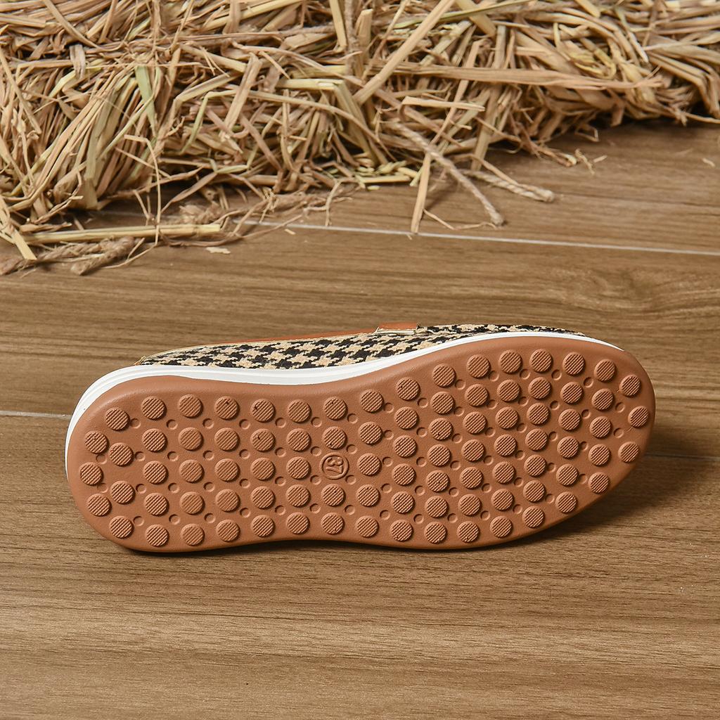 Большой размер 2025 Весна и Осень Новая Повседневная обувь В полоску Металлическая цепочка Обувь с низким верхом Легкая Обувь с круглым носком