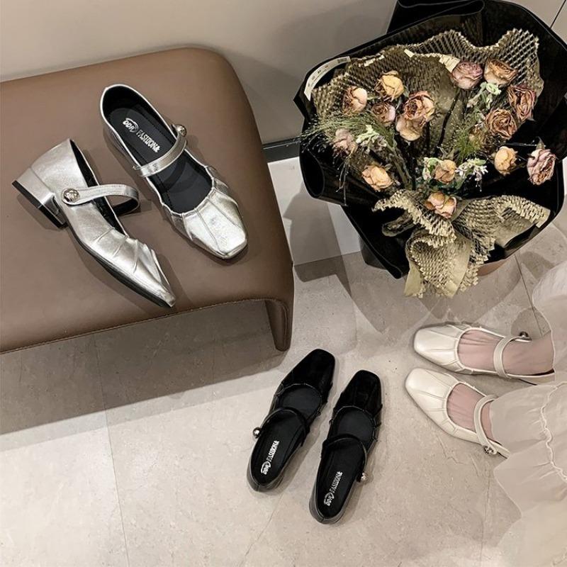 Туфли Мэри Джейн, глянцевые кожаные балетки, модные плиссированные туфли на низком каблуке для женщин, повседневная обувь с мягкой подошвой, размер 44