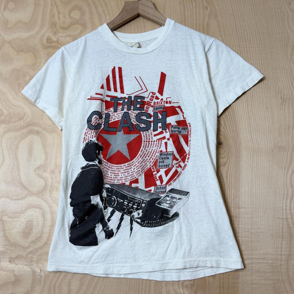 Vintage The Clash 1984 Out Of Control Tour Double Sided Graphic White T Shirt size Medium