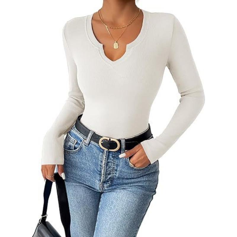 Женская блузка с глубоким U-образным вырезом и длинными рукавами в полоску