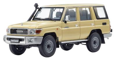 ALMOST REAL от KYOSHO Масштабная модель Toyota Land Cruiser 76 2017 Бежевый Готовая модель 1/18