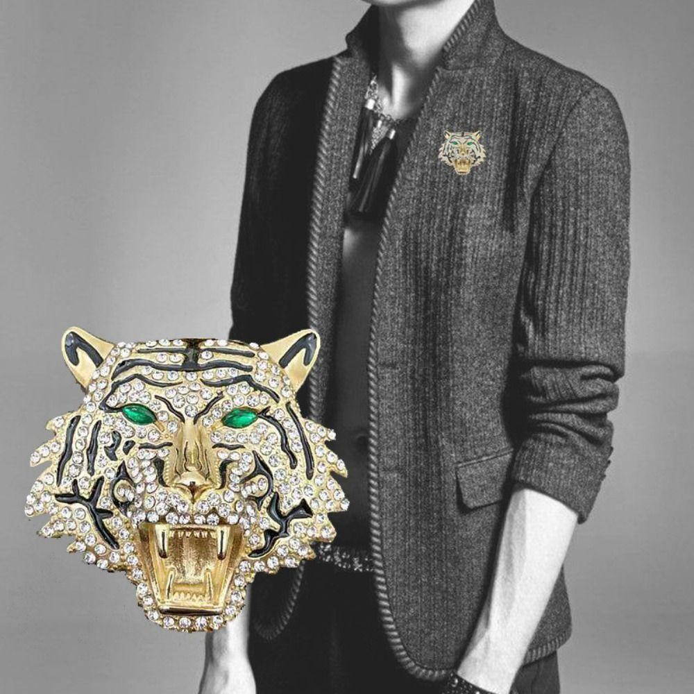 Roaring Tiger Head Pin Gold Silver Animal Badge Backpack Tiger Brooches Banquet Party