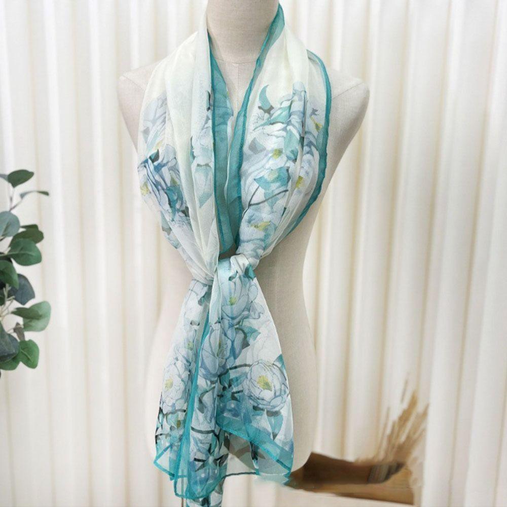 Sun-Resistant Beach Shawl Breathable Bandana Portable Sunscreen Hijab for Women