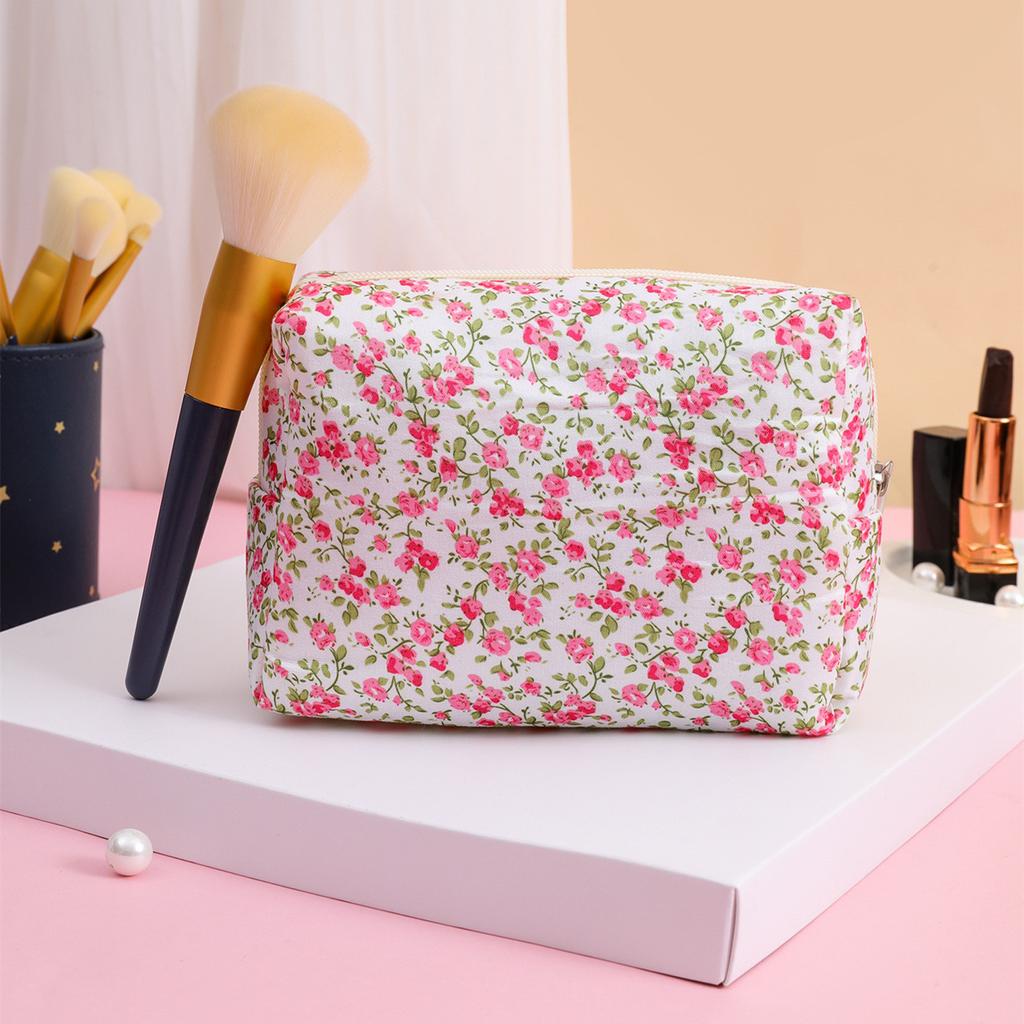 Women's Quilted Makeup Bag Floral Cosmetic Bag Beauty Travel Toiletry Bag Organizer Cotton Makeup Brushes Storage Case