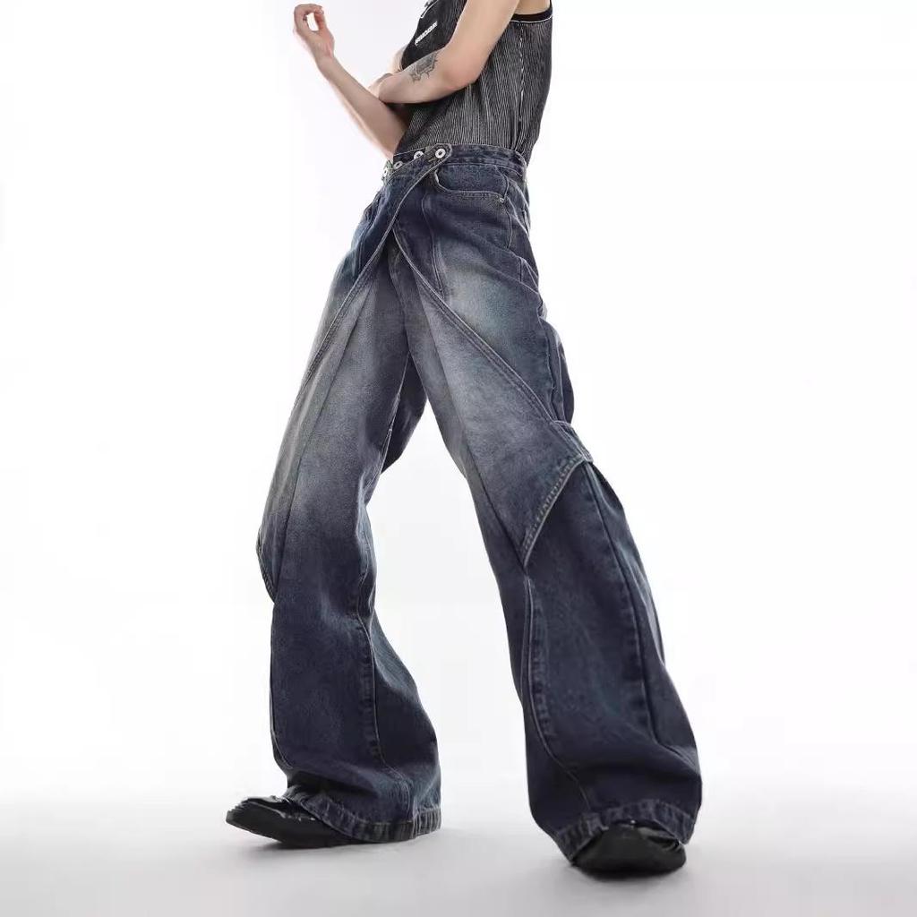 Джинсы-клеш с высокой талией и широкими штанинами из коллекции весна/осень 2023 года в винтажном стиле