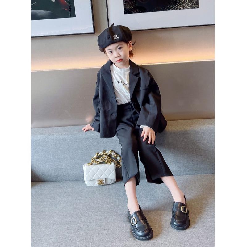 Новое поступление Туфли на мягкой подошве Винтажные Лоферы для Девочек, Повседневные Балетки и Туфли для Выхода Обувь для Девочек Удобная Молодежная Обувь