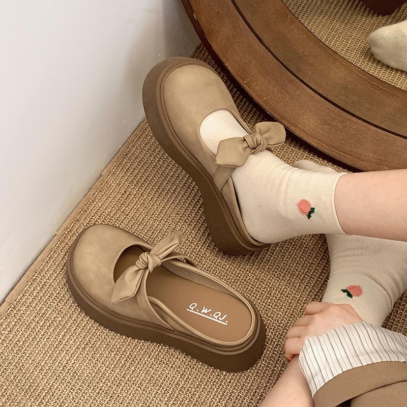 Тапочки-мешки с толстой подошвой и бантом в стиле ретро для женщин, летняя одежда 2025 года, новые полутапочки Мэри Джейн с одной педалью