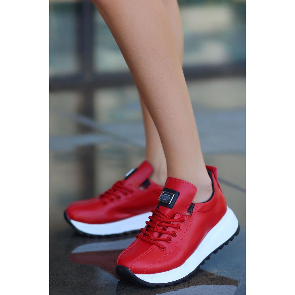 Кроссовки Parla Белые