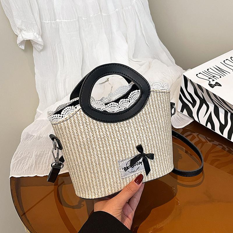 Simple Letter Bow And Lace Decoration Women Grass Woven Shoulder Bag For Daily Casual Use