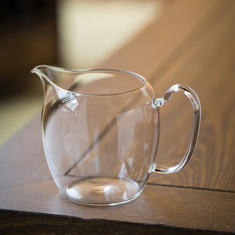 Японская утолщенная прозрачная чашка Гун Дао: Стеклянный кувшин для подачи с боковой ручкой для чая кунг-фу