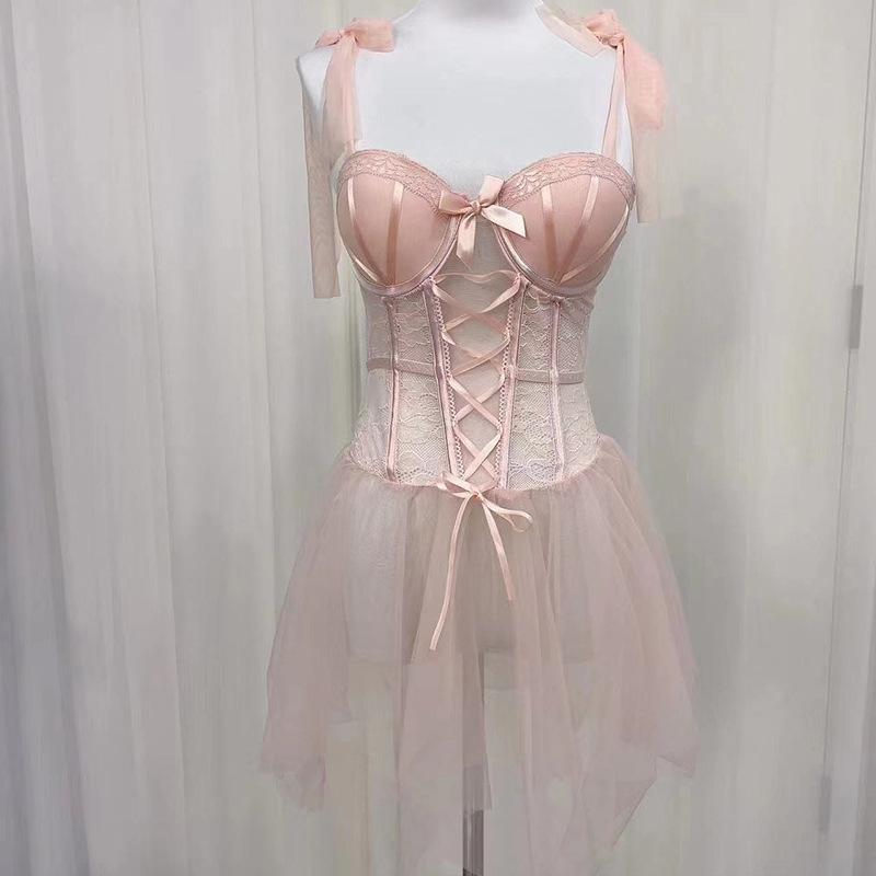 Sexy underwear perspective sexy mesh, hot teasing, free of suspenders