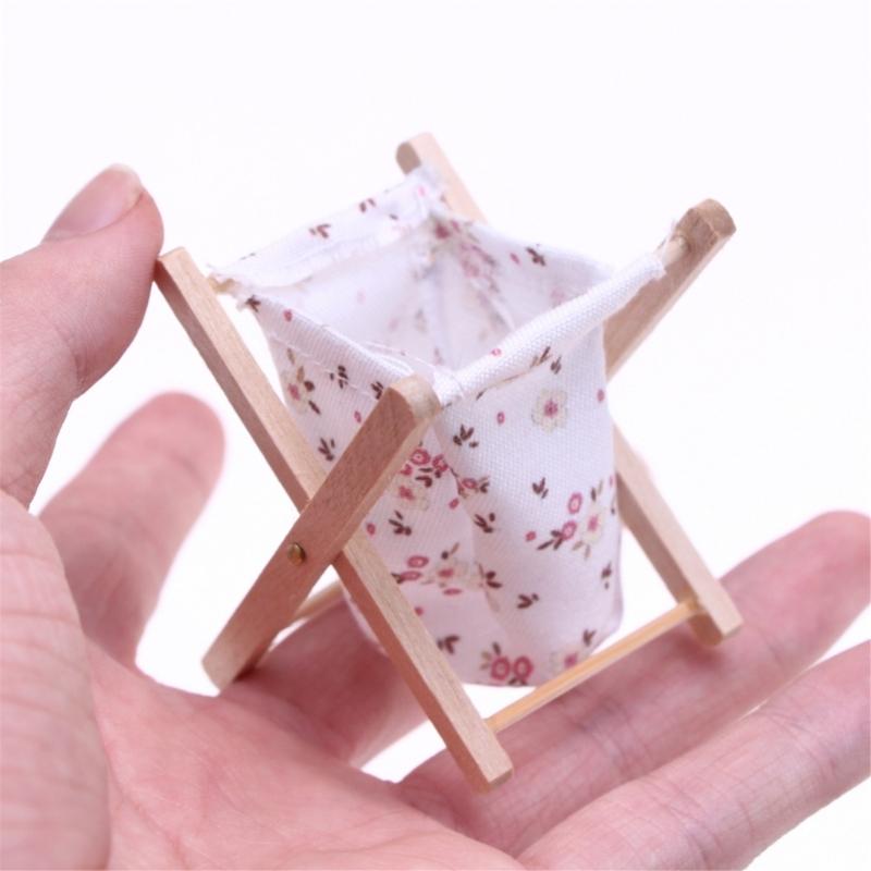 1:12 Miniature Wooden Folding Dollhouses Laundry Basket for Bathroom Decoration Miniature Model