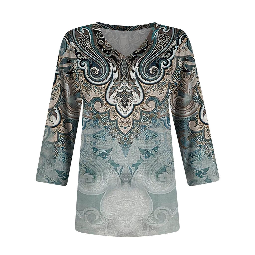 Women's V-neck Gradient Print Three-quarter Sleeve Fashion Top