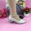 Модные туфли на низком каблуке для мам, весна 2025, новые универсальные, удобные, на мягкой подошве, повседневные, женские, с одним словом, с пряжкой на ремне, кожаные туфли