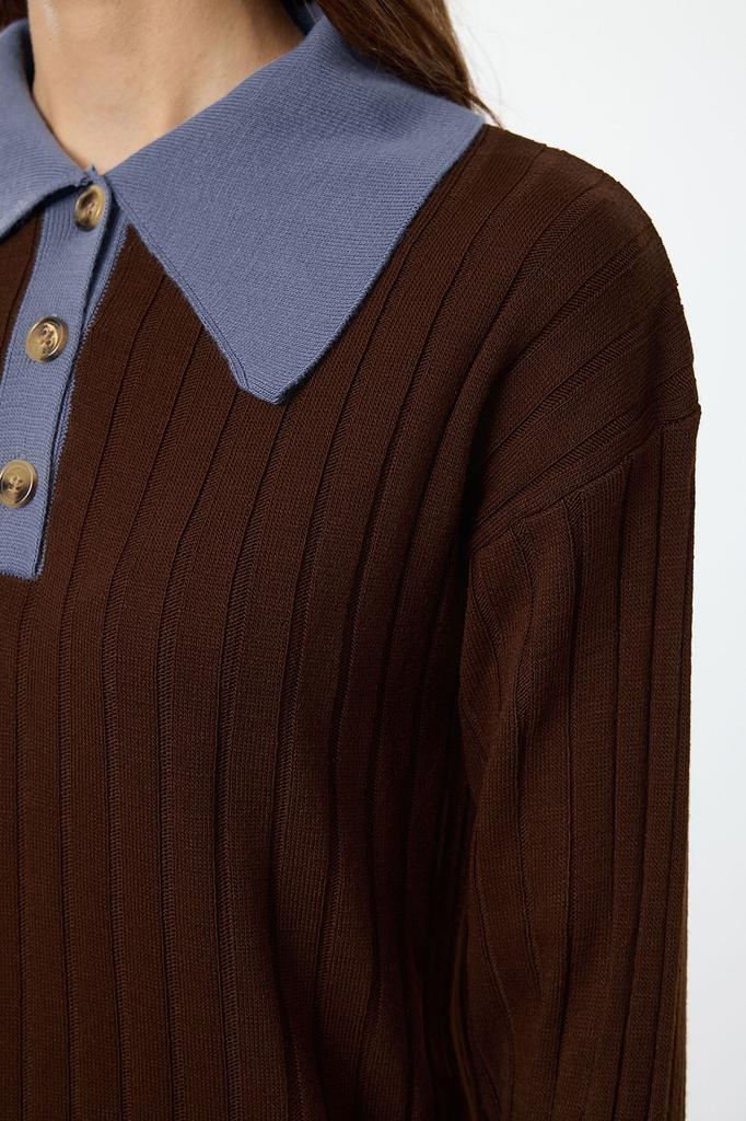 Women's Fashionable Stylish Hijab Sweater Brown Blue Color Block Corduroy Knitwear Sweater