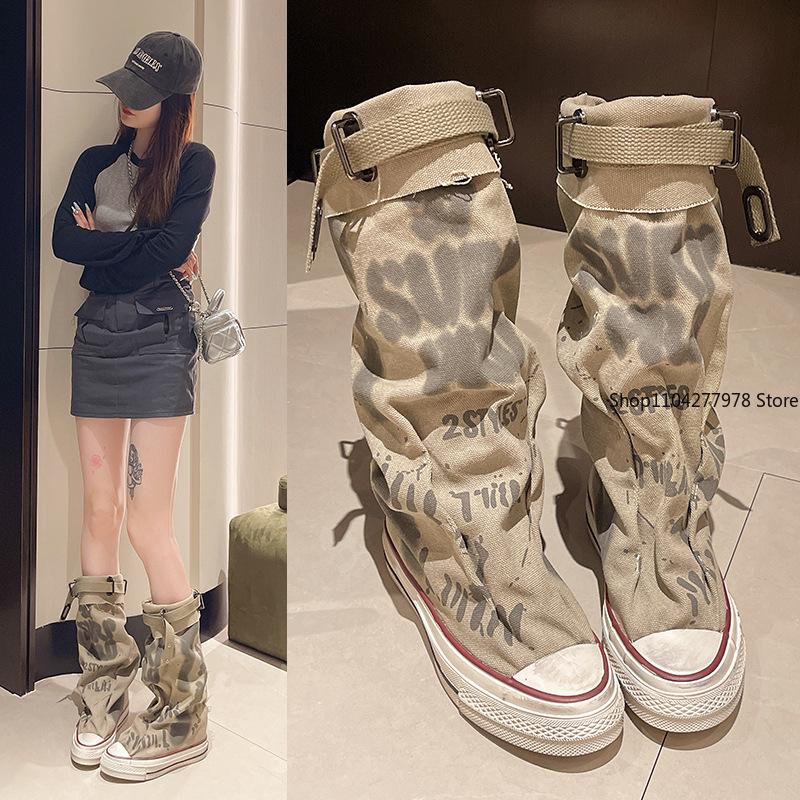 Fashion Women Boots 2025 New Retro Flat Platform Graffiti Mid-calf Boot Sexy Trend Thick Bottomed Round Toe Anti Slip Calf Fashion Boots