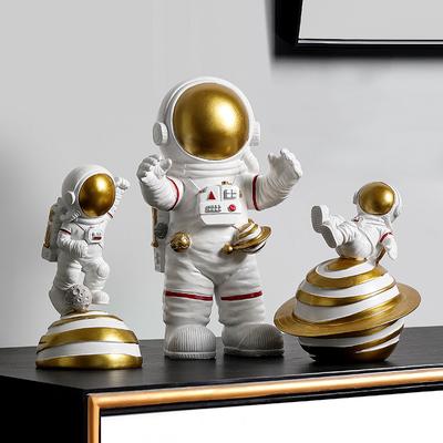 Nordic Creative Astronaut Астронавт Маленькие украшения Подарки для мальчиков Гостиная Телевизор Шкаф Кабинет Детская комната Мебель