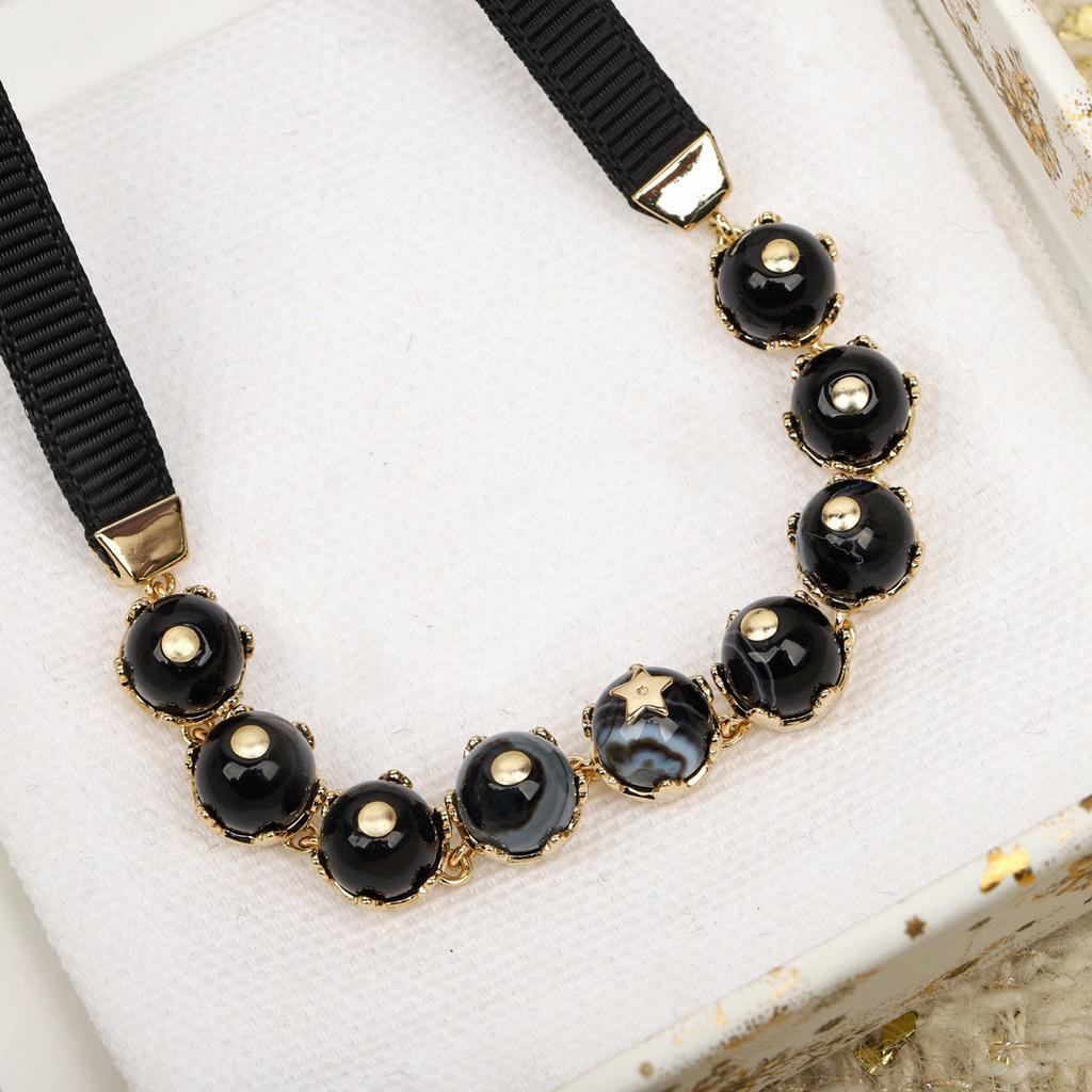 2024 Новое Винтажное Горячее Бренд Женское Ожерелье Роскошные Ювелирные Изделия Для Женщин Черный Жемчуг Дизайнерский Кулон Мода Вечеринка Ленточные Ожерелья