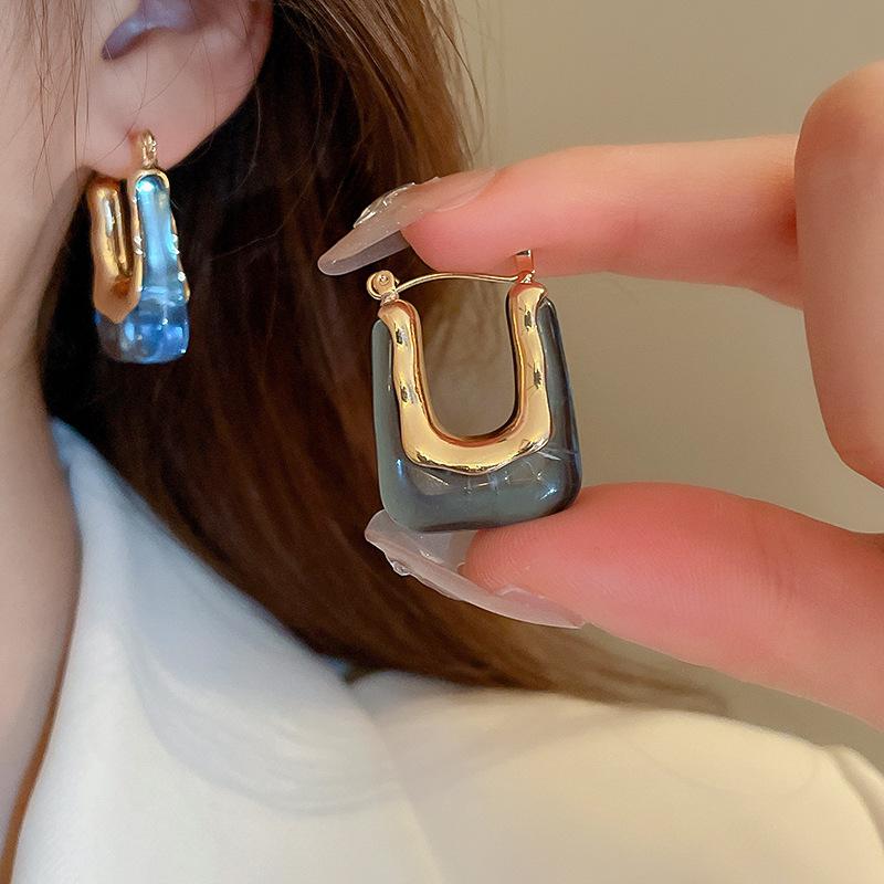 Ретро акриловые геометрические серьги U-образной формы - Французская мода для женщин