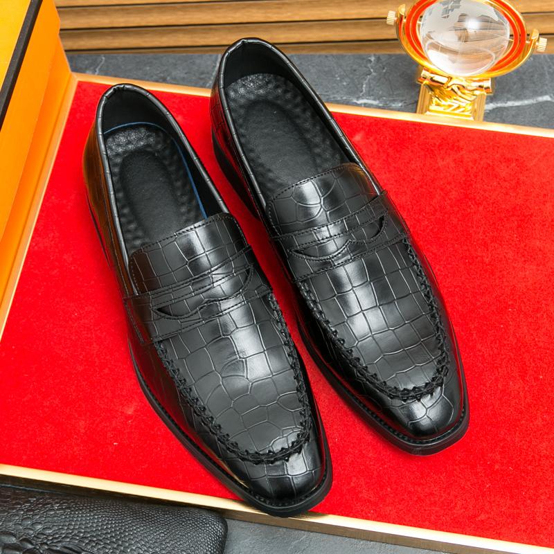 Fashion 2024 Luxury Loafers Men Slip-On Business Formal Casual Shoes Blue MenShoes Leather Men Dress Shoes Wedding Dress Driving Shoes