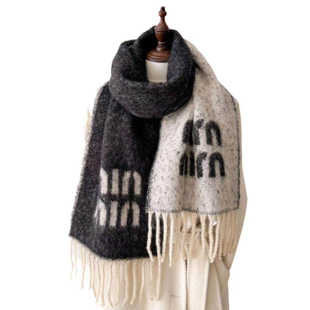 2024 Solid Color Wool Letter Scarf for Couples: Warm Autumn/Winter Tassel Design for Men & Women