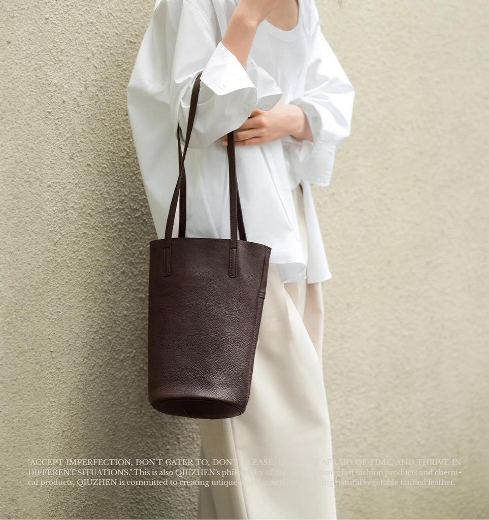 Сумка на плечо из кожи с меховым цветком - Ретро-кожа растительного дубления