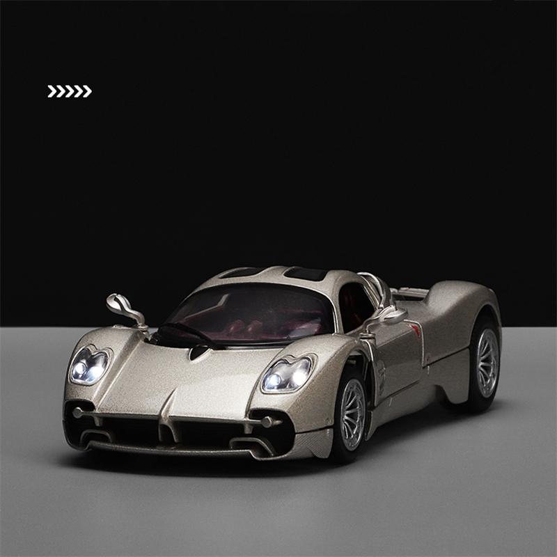 1/32 Pagani Utopia Металлическая модель спортивного автомобиля Литье под давлением Металлические гоночные автомобили Модель Симуляция звука и света Детская игрушка Подарок