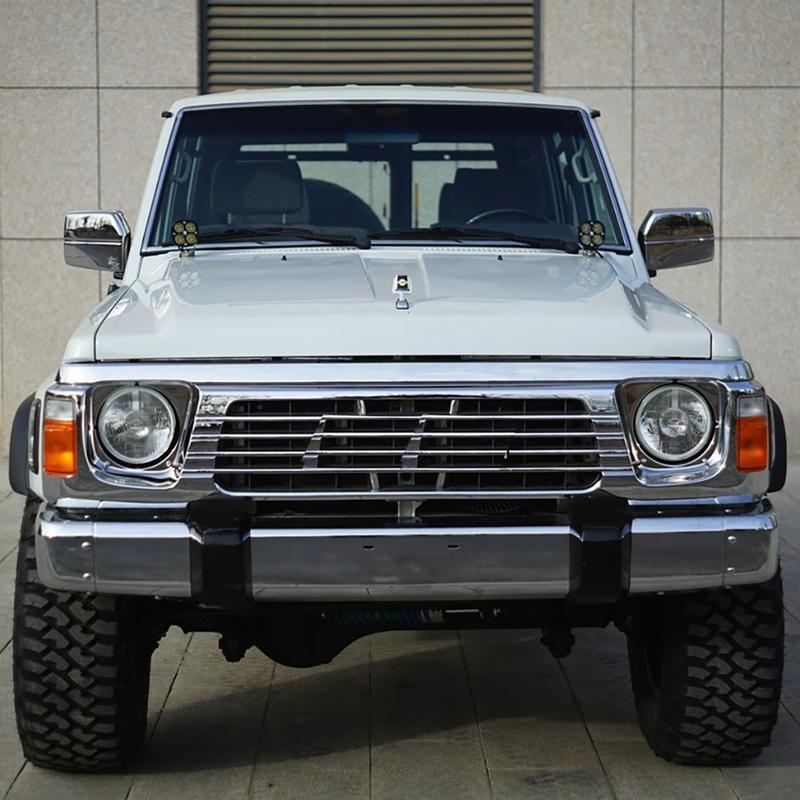 Bonnet Spotlight Modification For Nissan Patrol Y60 Hood Decoration Lights Y60 Off-road Lighting Accessories 1997~2004