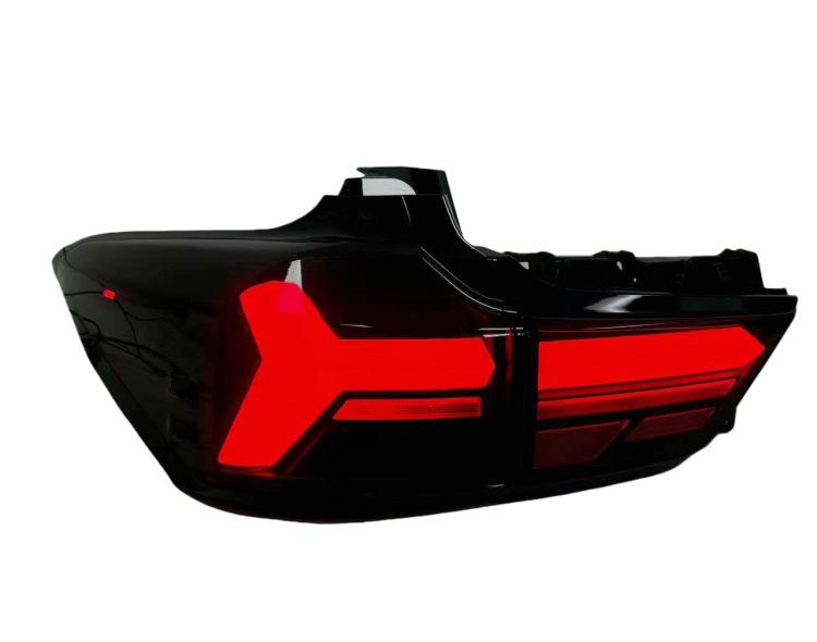 Модификация задних светодиодных динамических задних фонарей Toyota INNOVA/Zenix 2022 года
