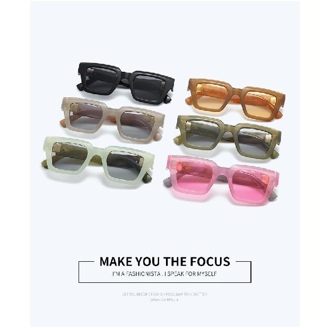Square sunglasses, ink-wash marble pattern, street-style eyewear