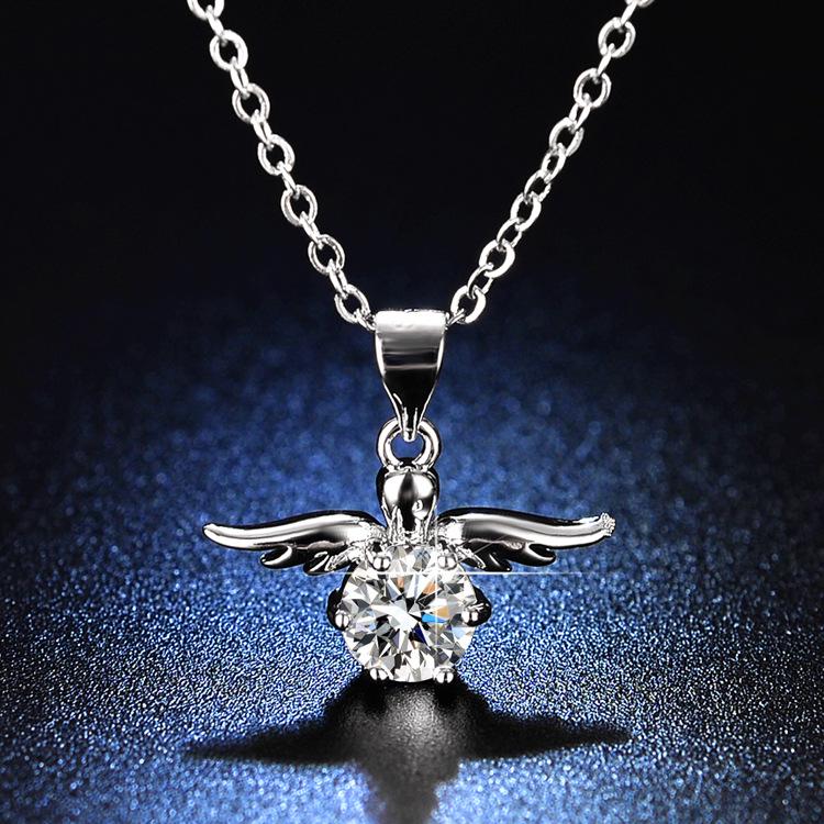 Ожерелье с муассанитом в форме сердца и четырехлистного клевера для женщин - Коллекция инфлюенсеров Xiaohongshu Douyin Kuaishou