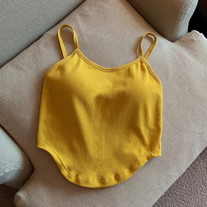 С жилетом-халтером Pure Slim-fit Outside, чтобы носить летнюю безрукавку Sexy Beauty с накладкой на грудь